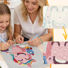 Afbeelding in Gallery-weergave laden, Punch Needle Pakket met frame - Eenhoorn Avontuur