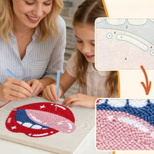 Afbeelding in Gallery-weergave laden, Punch Needle Pakket met frame - Pop Art Lippen