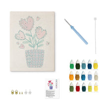 Afbeelding in Gallery-weergave laden, Punch Needle Pakket met frame - Hartelijke Bloemen