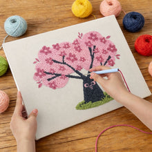 Afbeelding in Gallery-weergave laden, Punch Needle Pakket met frame - Kersenboom met Uilen