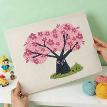Afbeelding in Gallery-weergave laden, Punch Needle Pakket met frame - Kersenboom met Uilen