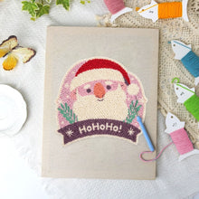 Afbeelding in Gallery-weergave laden, Punch Needle Pakket met frame - Lachende Kerstman