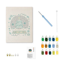 Afbeelding in Gallery-weergave laden, Punch Needle Pakket met frame - Magische Kerstboom
