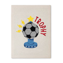 Afbeelding in Gallery-weergave laden, Punch Needle Pakket met frame - Voetbaltrofee