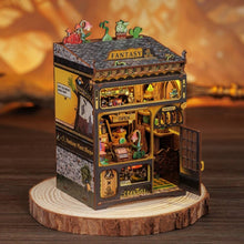 Afbeelding in Gallery-weergave laden, Book Nook - Fantasieplantenzaak