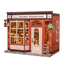 Afbeelding in Gallery-weergave laden, Miniatuurhuisje - Thames Boekenwinkel