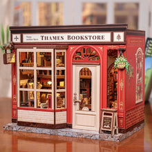 Afbeelding in Gallery-weergave laden, Miniatuurhuisje - Thames Boekenwinkel