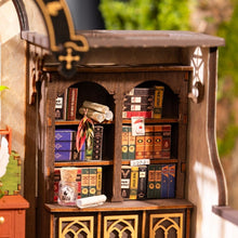 Afbeelding in Gallery-weergave laden, Miniatuurhuisje De Magische Studie