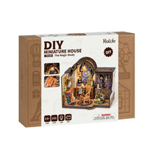 Afbeelding in Gallery-weergave laden, Miniatuurhuisje De Magische Studie