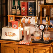 Afbeelding in Gallery-weergave laden, Miniatuurhuisje Tipsy Restaurant