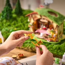 Afbeelding in Gallery-weergave laden, Miniatuurhuisjes - Het huis in het bos