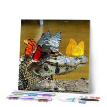 Afbeelding in Gallery-weergave laden, Diamond Painting - Krokodil en vlinders dieren, vlinders, Diamond Painting Dieren