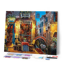 Afbeelding in Gallery-weergave laden, Diamond Painting - Tafel in een verlichte steeg