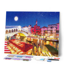Afbeelding in Gallery-weergave laden, Diamond Painting - Rivier die door het stadscentrum stroomt