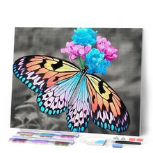 Afbeelding in Gallery-weergave laden, Diamond Painting - Vlinder die stuifmeel verzamelt dieren, vlinders, Diamond Painting Dieren