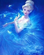 Afbeelding in Gallery-weergave laden, Diamond Painting - Prinses in het blauw Diamond Painting Romantiek, romantiek