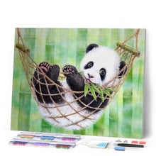 Afbeelding in Gallery-weergave laden, Diamond Painting - Baby Panda in zijn hangmat dieren, Diamond Painting Dieren, panda's