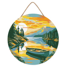 Afbeelding in Gallery-weergave laden, Diamond Painting op Houten Schijf - Bergmeer met kano