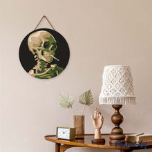 Afbeelding in Gallery-weergave laden, Diamond Painting op Houten Schijf - Van Gogh - Kop van een skelet met brandende sigaret