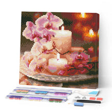 Afbeelding in Gallery-weergave laden, Mini Diamond Painting 25x25 cm - Orchideeën en Kaarsen