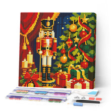 Afbeelding in Gallery-weergave laden, Mini Diamond Painting 25x25 cm - Kerstnotenkraker