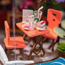 Afbeelding in Gallery-weergave laden, Miniatuurhuisje Zomerrestaurant aan Zee