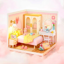 Afbeelding in Gallery-weergave laden, Miniatuurhuisje - Lieve roze slaapkamer Figured'Art