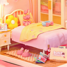 Afbeelding in Gallery-weergave laden, Miniatuurhuisje - Lieve roze slaapkamer