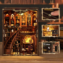 Afbeelding in Gallery-weergave laden, Book Nook - De Oude Bibliotheek