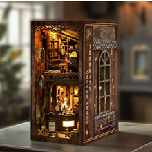 Afbeelding in Gallery-weergave laden, Book Nook - Koffiehuis Serenity