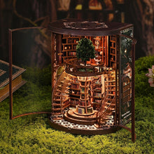 Afbeelding in Gallery-weergave laden, Book Nook - De Boom der Kennis
