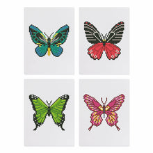 Afbeelding in Gallery-weergave laden, Mini Diamond Painting 15x20cm (4 stuks) - Vibrerende Vleugels: Een Kwartet van Vlinders