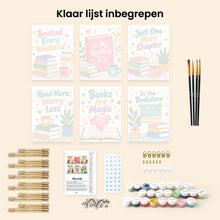 Afbeelding in Gallery-weergave laden, Mini Schilderen op Nummer 15x20cm (6 stuks) - Stemming voor boekenliefhebbers