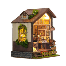Afbeelding in Gallery-weergave laden, Book Nook - Vlinderhuis
