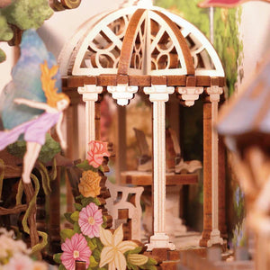 Book Nook - Shakespeare's Vers