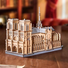 Afbeelding in Gallery-weergave laden, 3D Puzzel - Kathedraal van Parijs Figured'Art