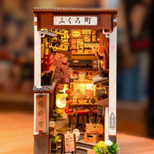 Afbeelding in Gallery-weergave laden, Book Nook - Sakura Wijnsteegje