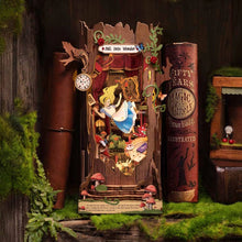 Afbeelding in Gallery-weergave laden, Book Nook - Alice Avontuur