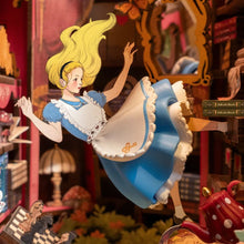 Afbeelding in Gallery-weergave laden, Book Nook - Alice Avontuur