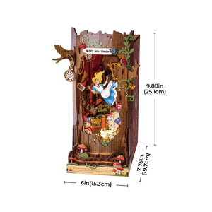 Book Nook - Alice Avontuur