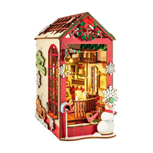 Afbeelding in Gallery-weergave laden, Book Nook - Kersttafereel Binnen