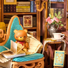 Afbeelding in Gallery-weergave laden, Book Nook - Rustige Hoekstudie
