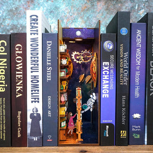 Book Nook - Interstellair