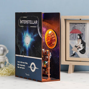 Book Nook - Interstellair
