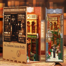 Afbeelding in Gallery-weergave laden, Book Nook - 84 Charing Cross Road