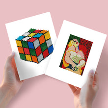 Afbeelding in Gallery-weergave laden, Mini Diamond Painting 15x20cm (2 stuks) - Rubik&#39;s Kubus en Klassieke Schilderij