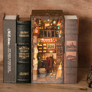 Book Nook - Magische Apotheker