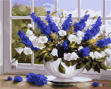 Afbeelding in Gallery-weergave laden, Schilderen op Nummer - Vaas met blauw-witte bloemen