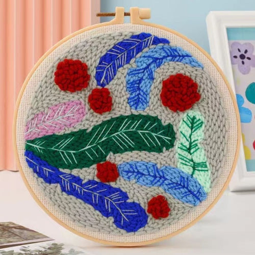 Punch Needle pakket Veren en rode bloemen